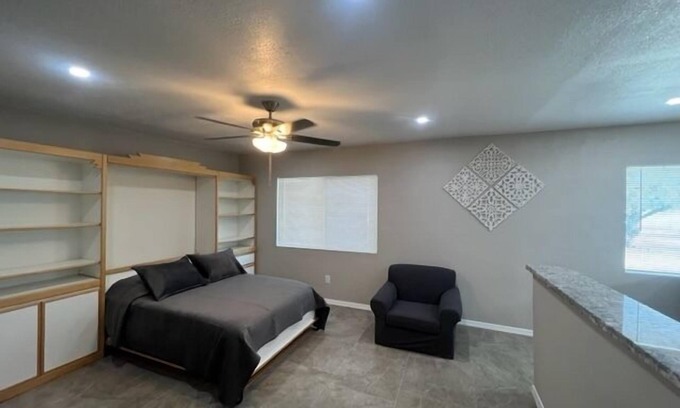 Tucson Maison | Northwest 1BR Jr. Suite with Laundry and Parking