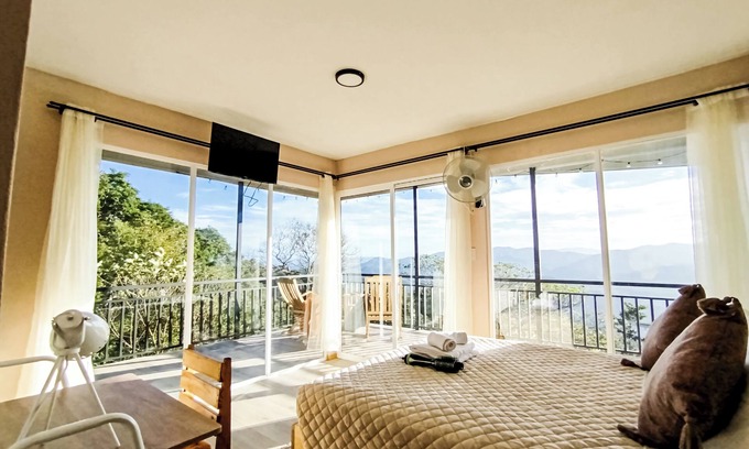 Belen de Nosarita Maison | Nosara Hideaway 1 | Eco Cabin with Mountain & Jungle Views