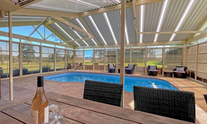Branxton Maison | Nottage Cottage - Gateway to the vineyards