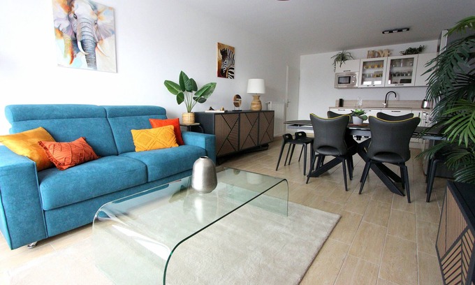 Serris Appartement | NOVA 10 ~ Chaleureux appartement 8pers ~Disneyland