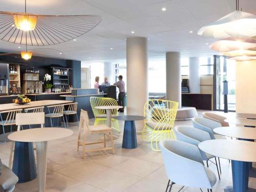 Charonne Hôtel | Novotel Suites Paris Montreuil Vincennes