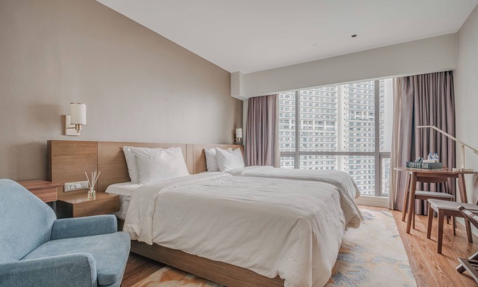 Mandaluyong Hôtel | Novotel Suites Manila at Acqua w/Gym, Pool & Netflix Near Rockwell & Poblacion
