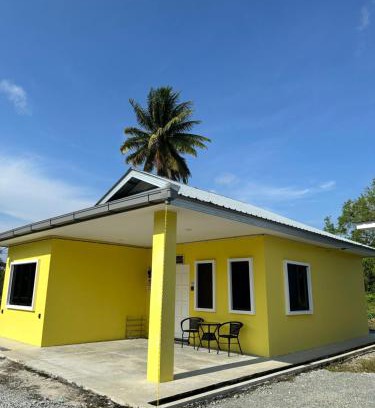 Mersing Chalet De Ski | NoWa Residence Rumah Kuning