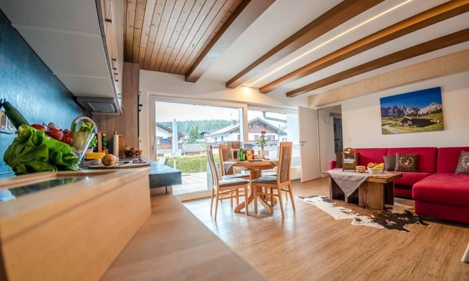 Mittenwald Appartement | "Nr. 2" - vacation apartment/3 bedrooms/shower,WC - Erli, house