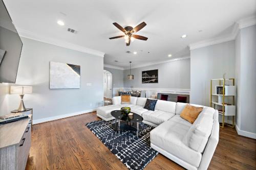 Houston Heights Maison | Nr Dt, Heights, Washington, Montrose Wifi Bbq