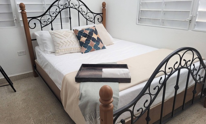 Vega Baja Maison | Nueva Villa @12 guests w/rooftop & Wi-Fi