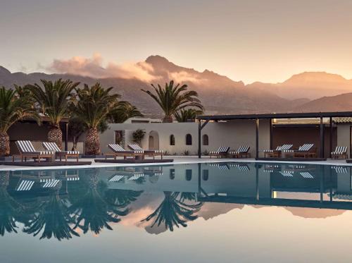 Ierapetra Station Balnéaire | Numo Ierapetra Beach Resort Crete, Adults only, Curio Collection Hilton