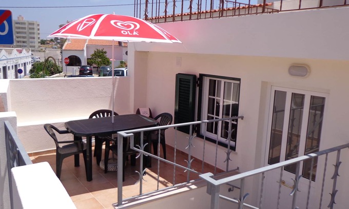 Mexilhoeira da Carregacao Maison | Nunes Appartement avec Air Condicionado