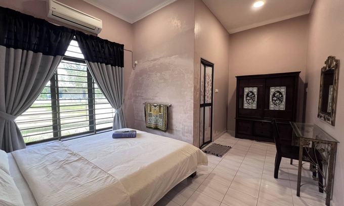 Kampung Gong Limau Villa | Nurbayu Villa (3 and 4 bedroom Villa) Kemaman