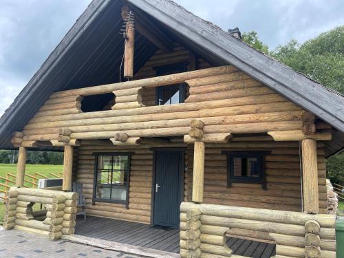 Otepaa Maison | Nuustakumajad