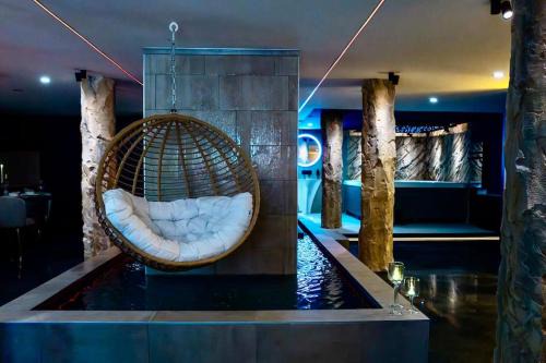 Bagnols-sur-Ceze Appartement | NUXIA Suites&SPA L'Avolupté