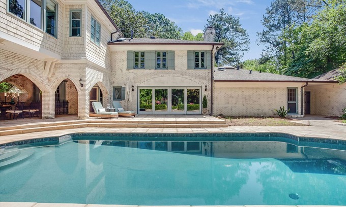 Buckhead Maison | 4 chambres 3. 5 salles de bain maison méditerranéenne moderne w / piscine