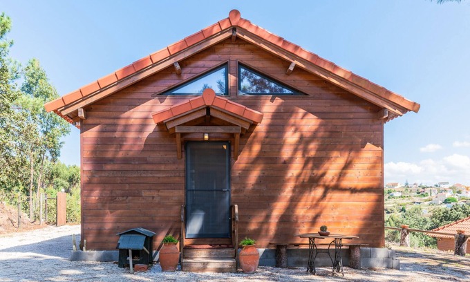 Ericeira Cabine | Wood house, located 5m from the beach, ideal for those who like being in nature