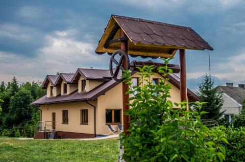 Biecz Station Balnéaire | Ośrodek Wczasowy "Wczasy pod gruszą"
