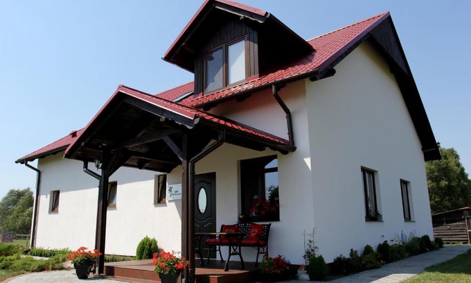 Lniano Maison | Ośrodek Wypoczynkowo Sportowy Pod Żurawiem