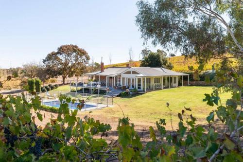 Spring Farm Maison | O'Briens of Clare - Stylish Pet Friendly Vineyard Accommodation
