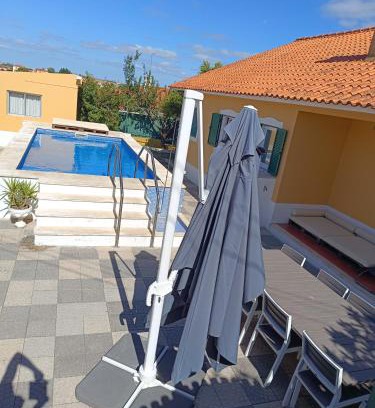 Santarem Maison | O Nosso Cantinho - Private Property & Pool