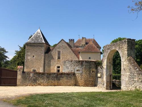 Ourouer-les-Bourdelins Lit Et Petit-Déjeuner | O2 Tours