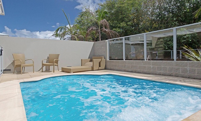Salamander Bay Appartement | 516 'Oaks Pacific Blue', 265 Sandy Point Road- piscine privée, climatisation, WIFI