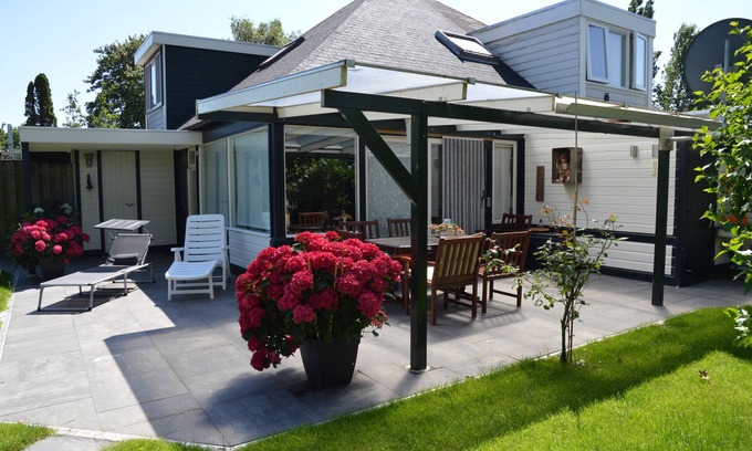Stavenisse Maison | Oasis of relaxation - Het Puppenhuisje