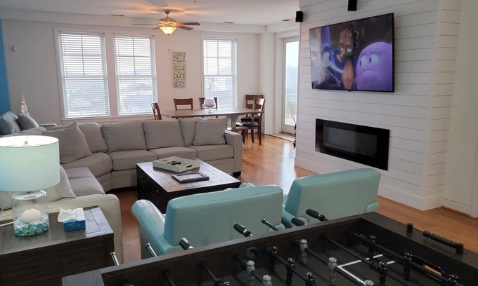 Sandbridge Copropriété | Ocean and Bay views! Local Owner, Family Operated