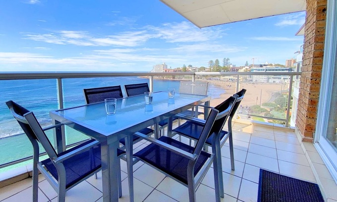 Cronulla Appartement | Ocean Front Panoramic Ocean Views with Direct Beach Access 616