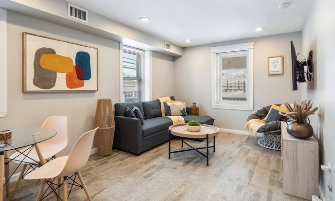 Seaside Heights Copropriété | Ocean Block Haven: Stylish 1BR Retreat with Beach Badges