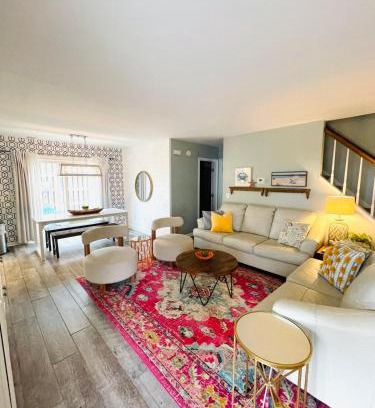 Crescent Beach Maison | Ocean Blvd Beach Makin Waves Home,sleeps 8,pets OK,free park