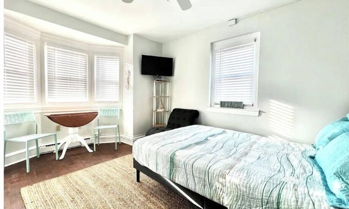 North End Appartement | Ocean City Condo Steps from Boardwalk, Ocean View!