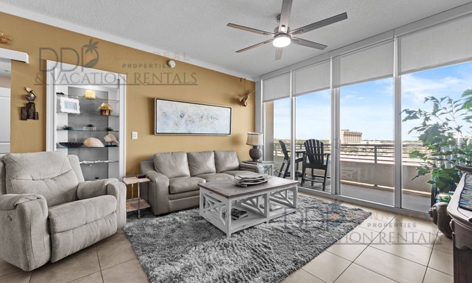 Biloxi Copropriété | Ocean Club #406 Enjoy panoramic views of the Gulf!