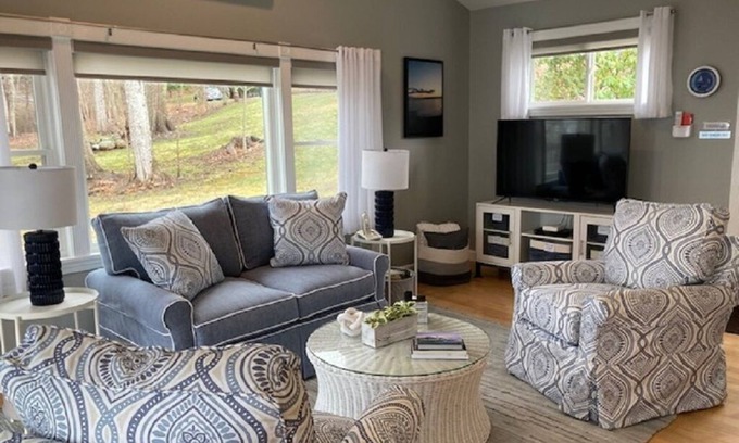Bayside Cottage | Ocean Cottage - Waterfront Propriété sur Penobscott Bay w / 2 ponts et plage privée