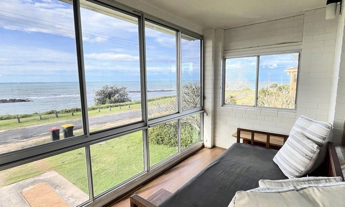 Minnie Water Maison | OCEAN ESCAPE - Minnie Water, NSW
