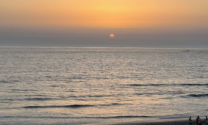 Ofir Appartement | Ocean facing cozy spot. A painting-like stay, brimming with light and fresh air.