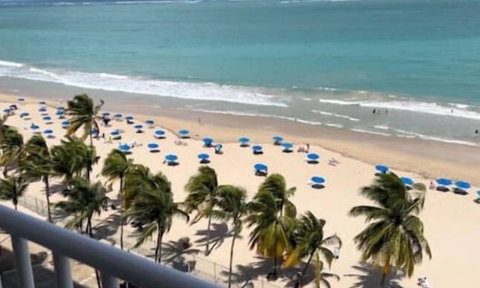 Isla Verde Copropriété | Ocean Front Condo in Isla Verde