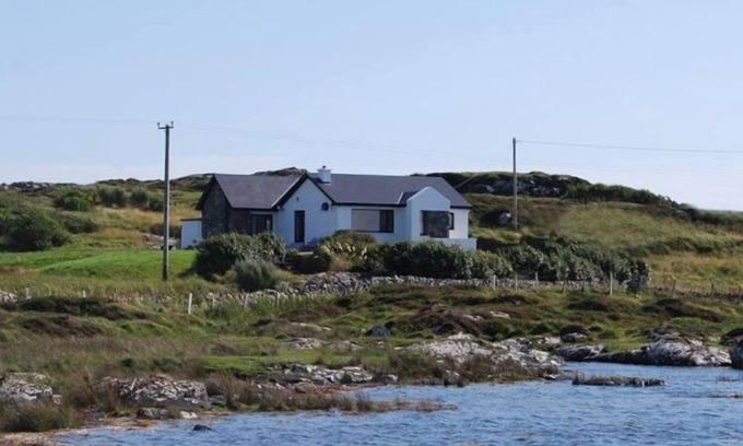 Ballyconneely Maison | Ocean Front Accueil avec une vue spectaculaire sur Mannin Bay