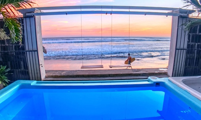 Pochomil Maison | Ocean Front Private Casita w Pool AC Sleeps 4
