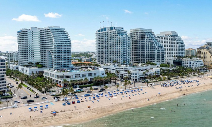 Barrier Island Maison | Ocean View 2BR | Luxury Balcony + Resort Amenities