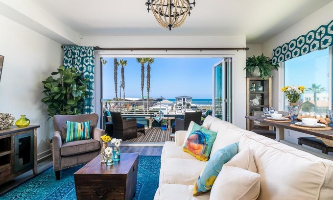 Imperial Beach Maison | Ocean View 3 Bedrooms Condo, just steps from the park, pier & water!