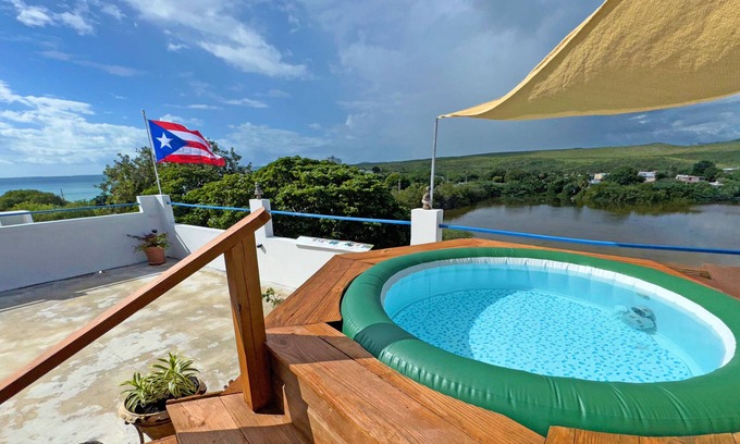 Montalva Appartement | Ocean View Apt with Jacuzzi and Terrance in Playa Santa
