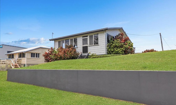 Keppel Sands Maison | Ocean View Bungalow!