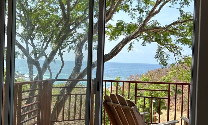 San Agustinillo Cabine | Ocean View Cabanas Alegria - 3min walk to best beach / yoga / both villages.