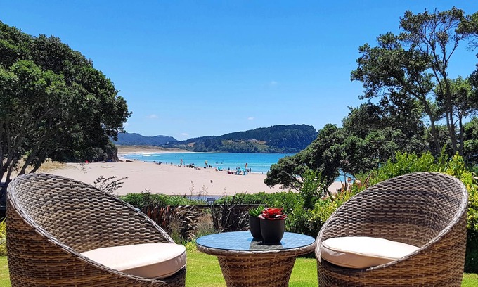Hot Water Beach Maison | Front de mer, tout neuf avec une vue imprenable sur Hot Water Beach