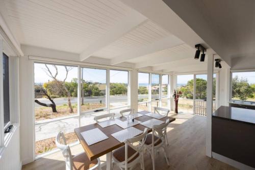 Surf Coast Maison | Ocean View Cottage - Anglesea