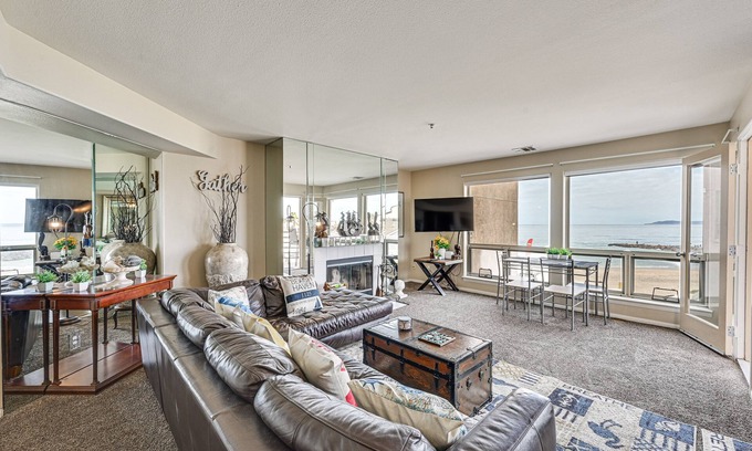 Imperial Beach Copropriété | Ocean-View Imperial Beach Condo w/ Community Perks