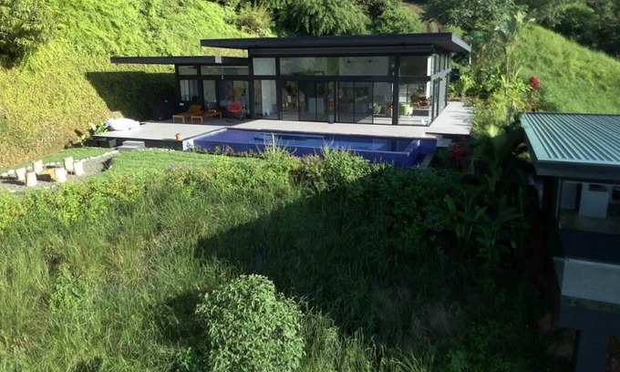 Portalon Maison | Ocean view jungle surf house with 3 casitas, 7 bdrms with AC near Manuel Antonio