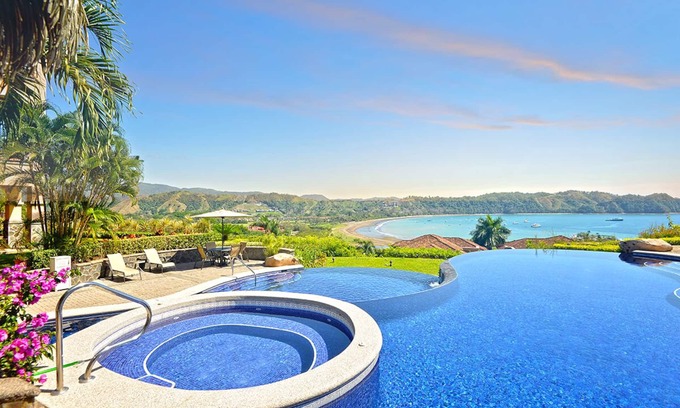 Herradura Copropriété | Ocean View Luxury Condo next to pool + access to all amenities.