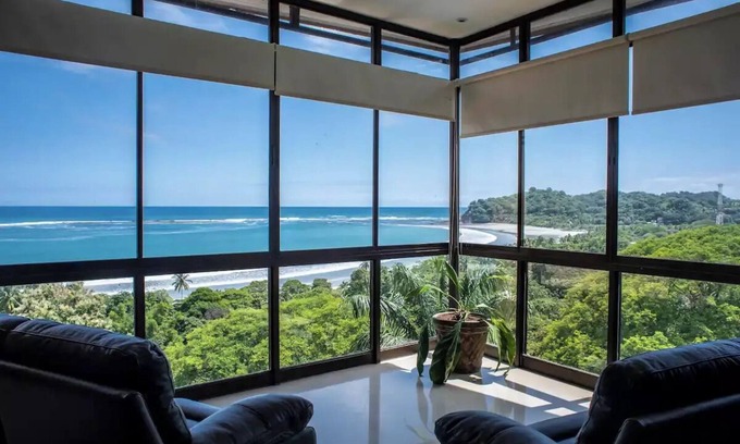 Samara Copropriété | Ocean view penthouse with top location