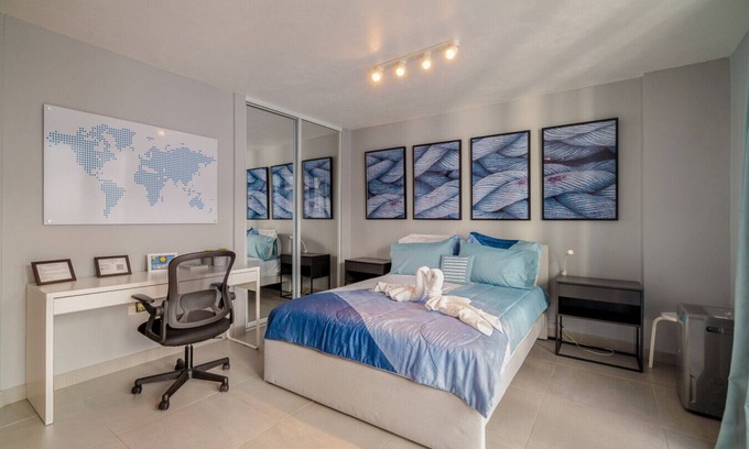 Monacillo Urbano Appartement | Ocean View | Pool Private Patio | Parking