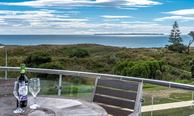 Papamoa Beach Cottage | Vues sur l'océan et barbecues - Appartement de vacances Papamoa