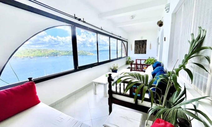 Kilifi Appartement | Ocean views and sunset sails.